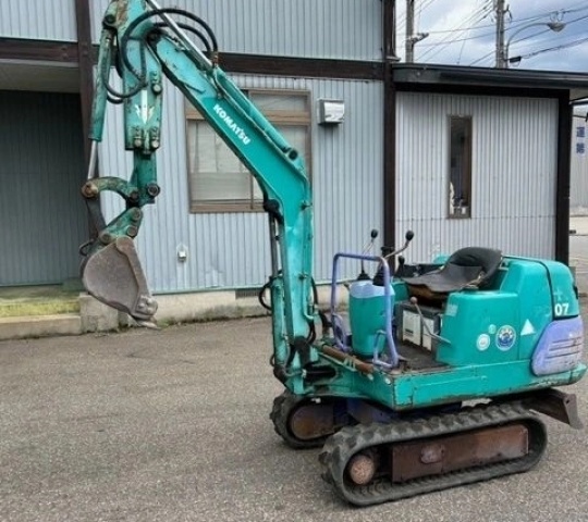 KOMATSU PC 007