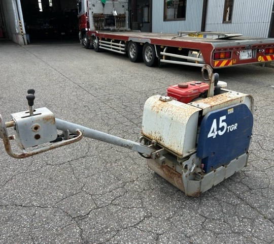 Виброкаток ручной Tacom TGR45