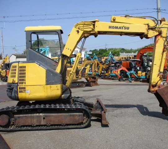 Экскаватор Takeuchi TB30UR (3061U)